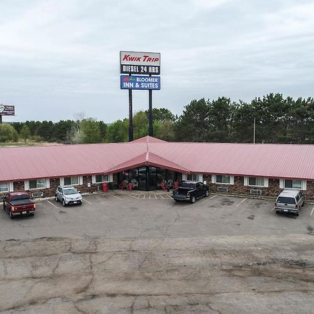 Bloomer Inn & Suites 외부 사진